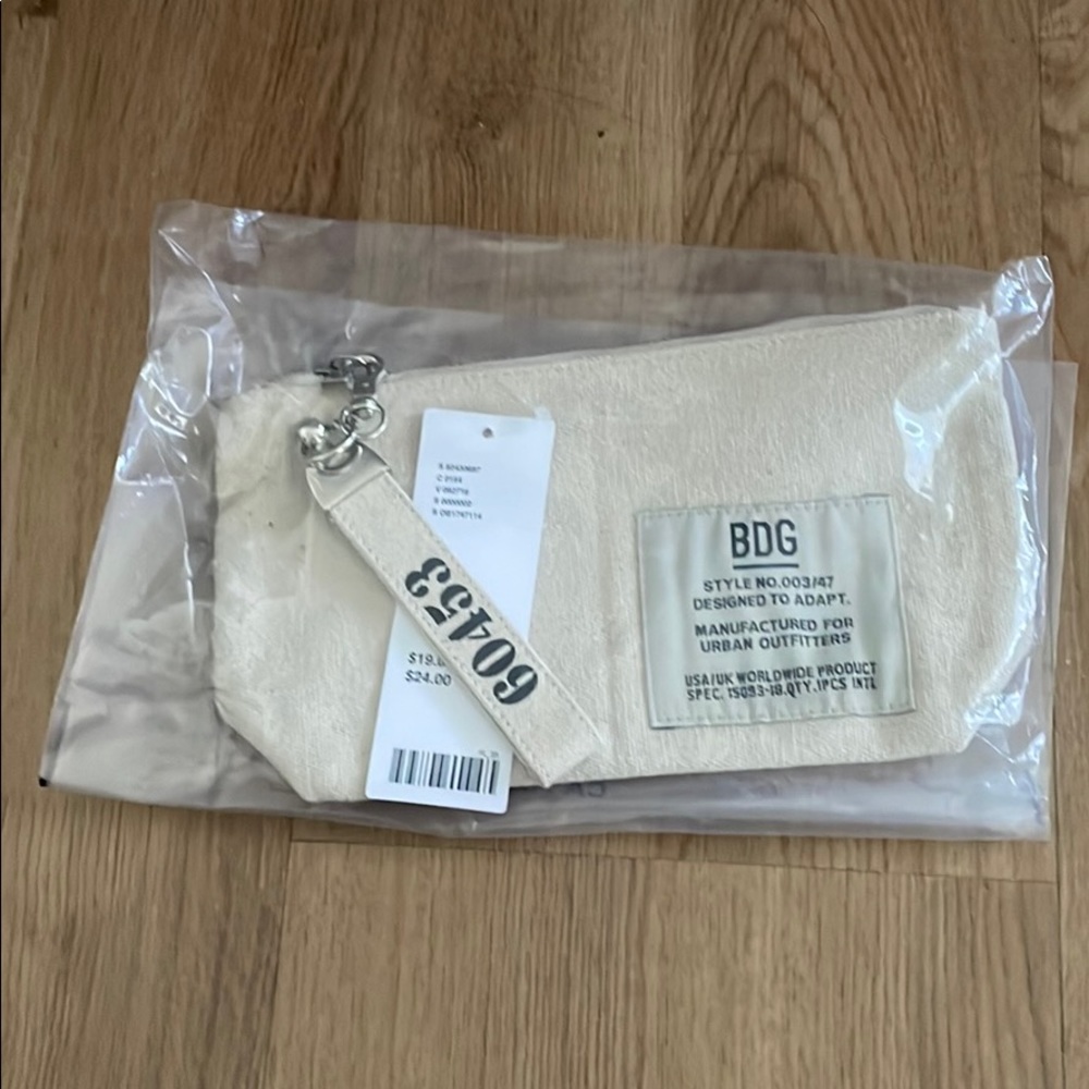 Urban outfitters wristlet pouch